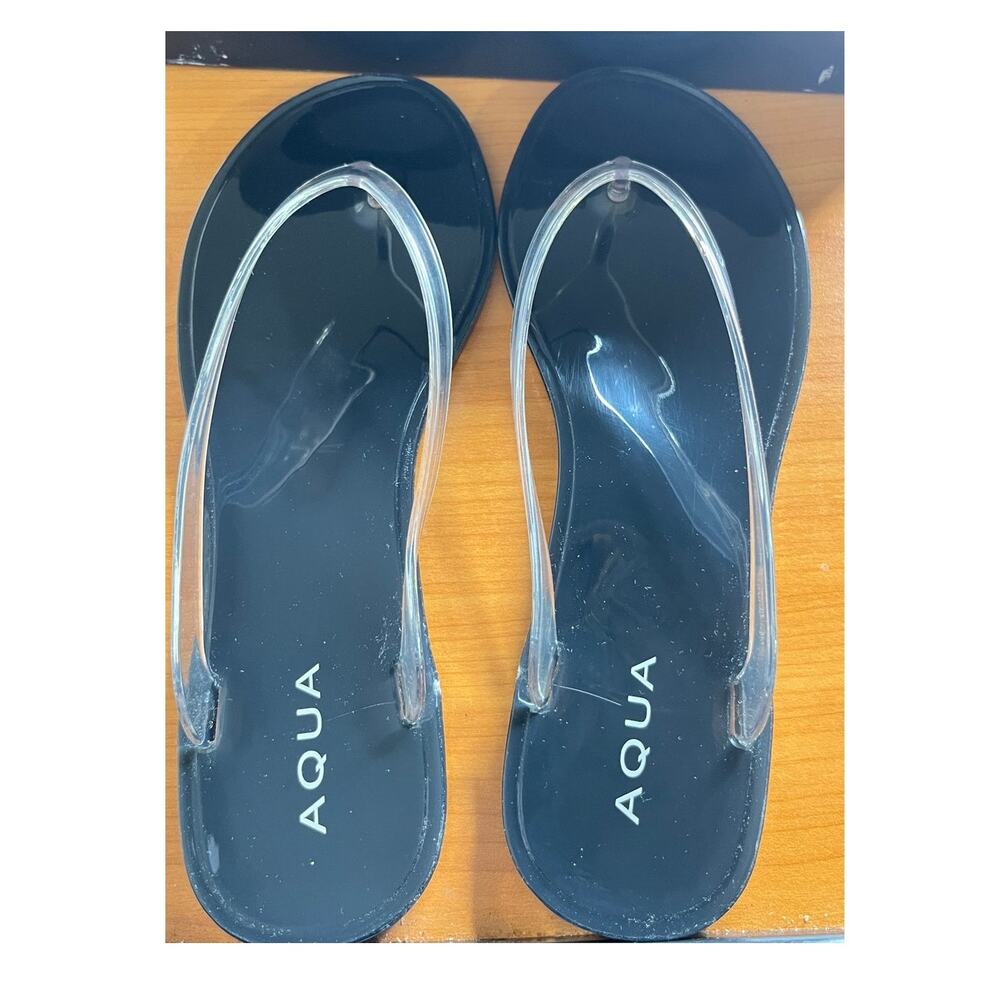 Aqua Clara Womens Flip-Flop Sandal with clear straps Sz 8